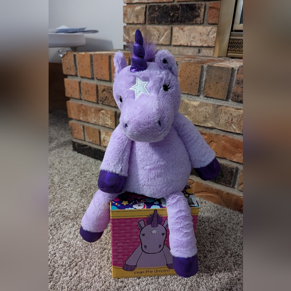 New In Box! Scentsy Vega the Unicorn Buddy